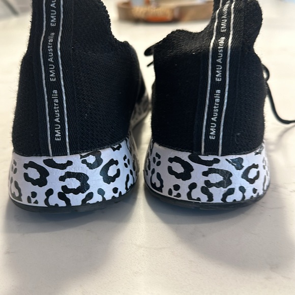 Emu Australia Wool Sneaker. Size 10. - Picture 2 of 4